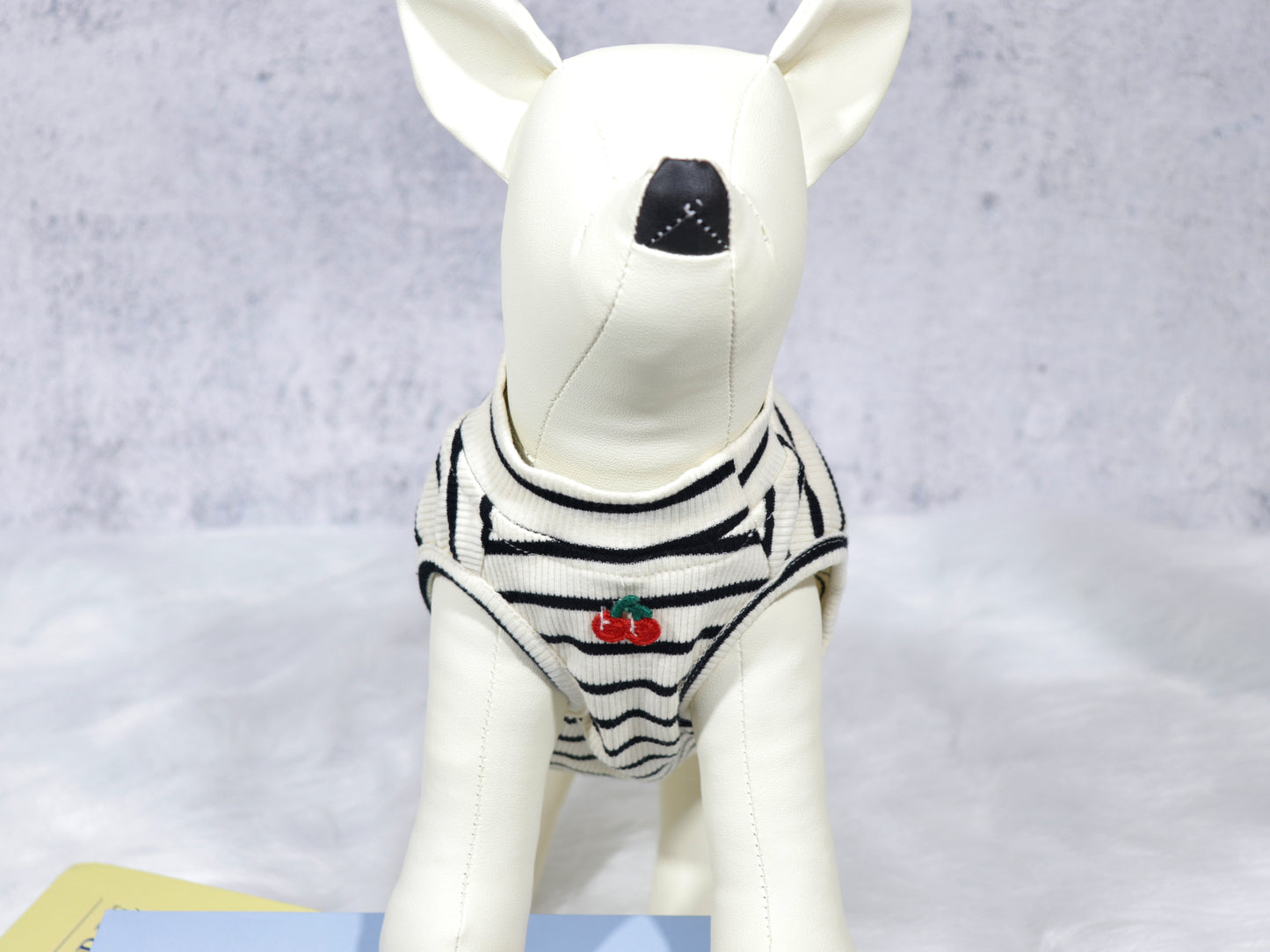 〜11kgまで|犬服|チェリー🍒柄横縞袖なしTシャツ