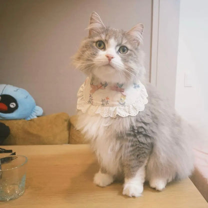 【夏🧊セール♪12％OFF】白地小花柄犬猫用ビブ♡わんちゃんねこちゃんバンダナ｜犬用バンダナ｜猫バンダナ｜猫スタイ｜犬スタイ｜よだれかけ　