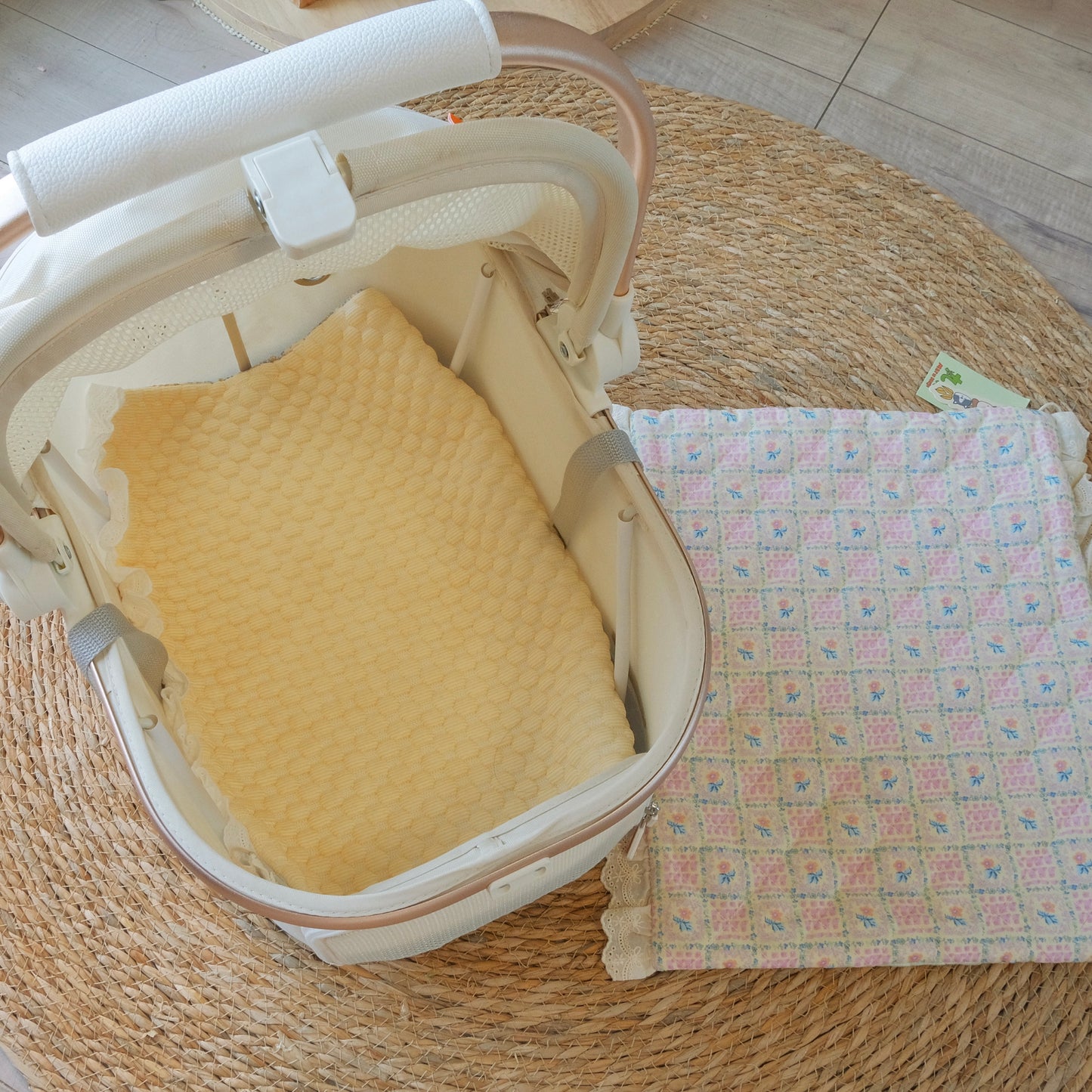 <新作> cool item🧊 わんちゃん🐶ねこちゃん🐱用「2way接触冷感カフェマット」夏アイテム 韓国生地 涼感アイテム ハンドメイド 接触冷感