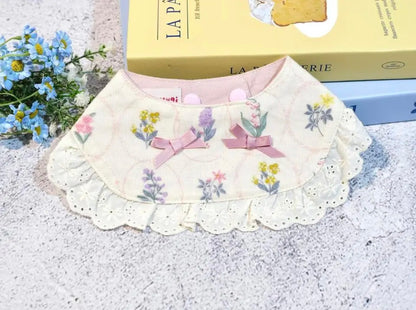 【夏🧊セール♪12％OFF】白地小花柄犬猫用ビブ♡わんちゃんねこちゃんバンダナ｜犬用バンダナ｜猫バンダナ｜猫スタイ｜犬スタイ｜よだれかけ　